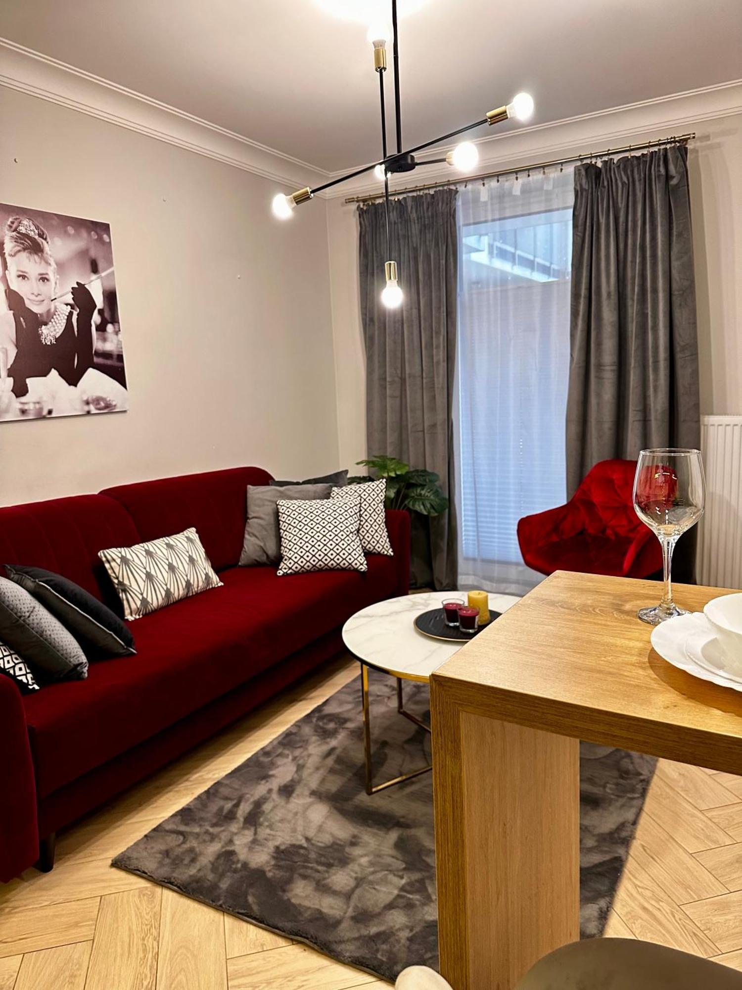 Apartamenty Kielce- Apartament Saphire Przy Zalew Kielecki, Faktura, Parking, Centrum エクステリア 写真