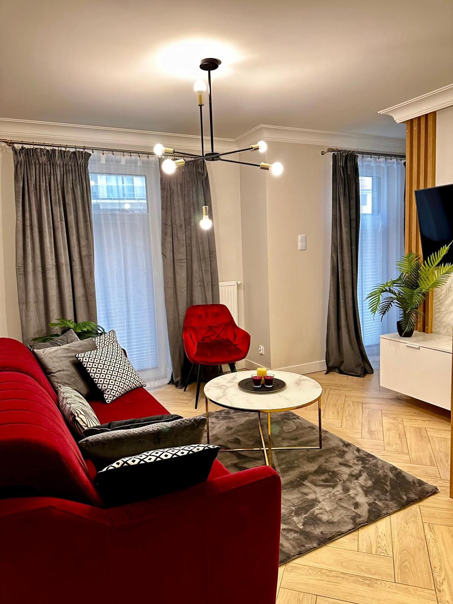 Apartamenty Kielce- Apartament Saphire Przy Zalew Kielecki, Faktura, Parking, Centrum エクステリア 写真