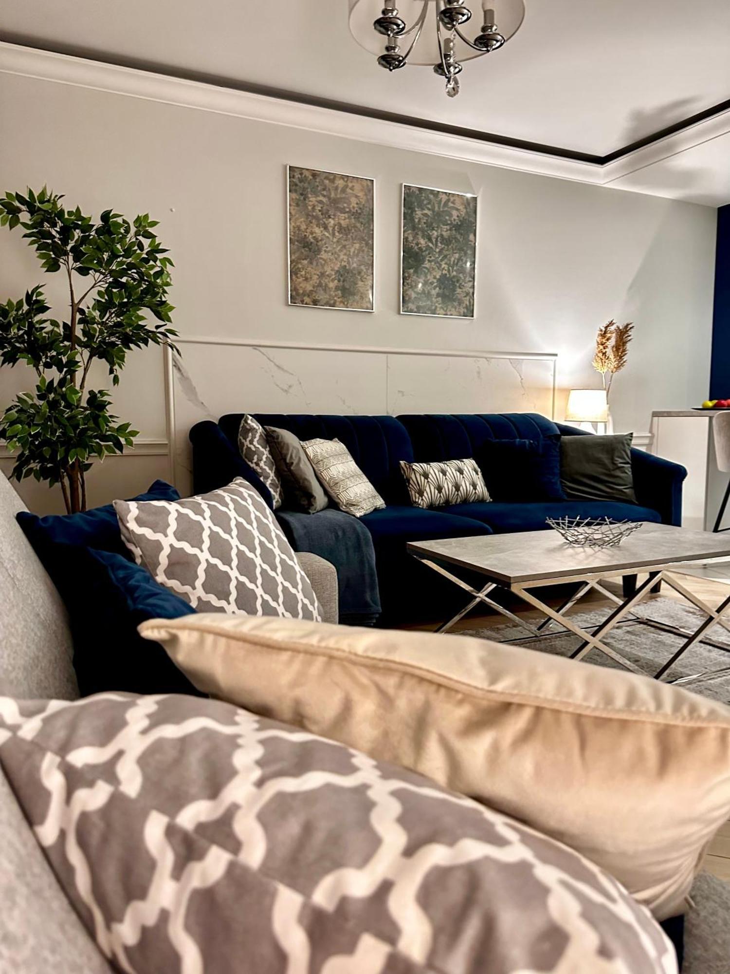 Apartamenty Kielce- Apartament Saphire Przy Zalew Kielecki, Faktura, Parking, Centrum エクステリア 写真