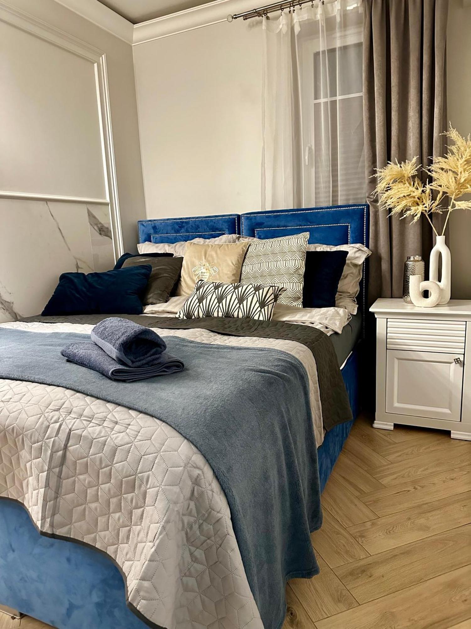Apartamenty Kielce- Apartament Saphire Przy Zalew Kielecki, Faktura, Parking, Centrum エクステリア 写真