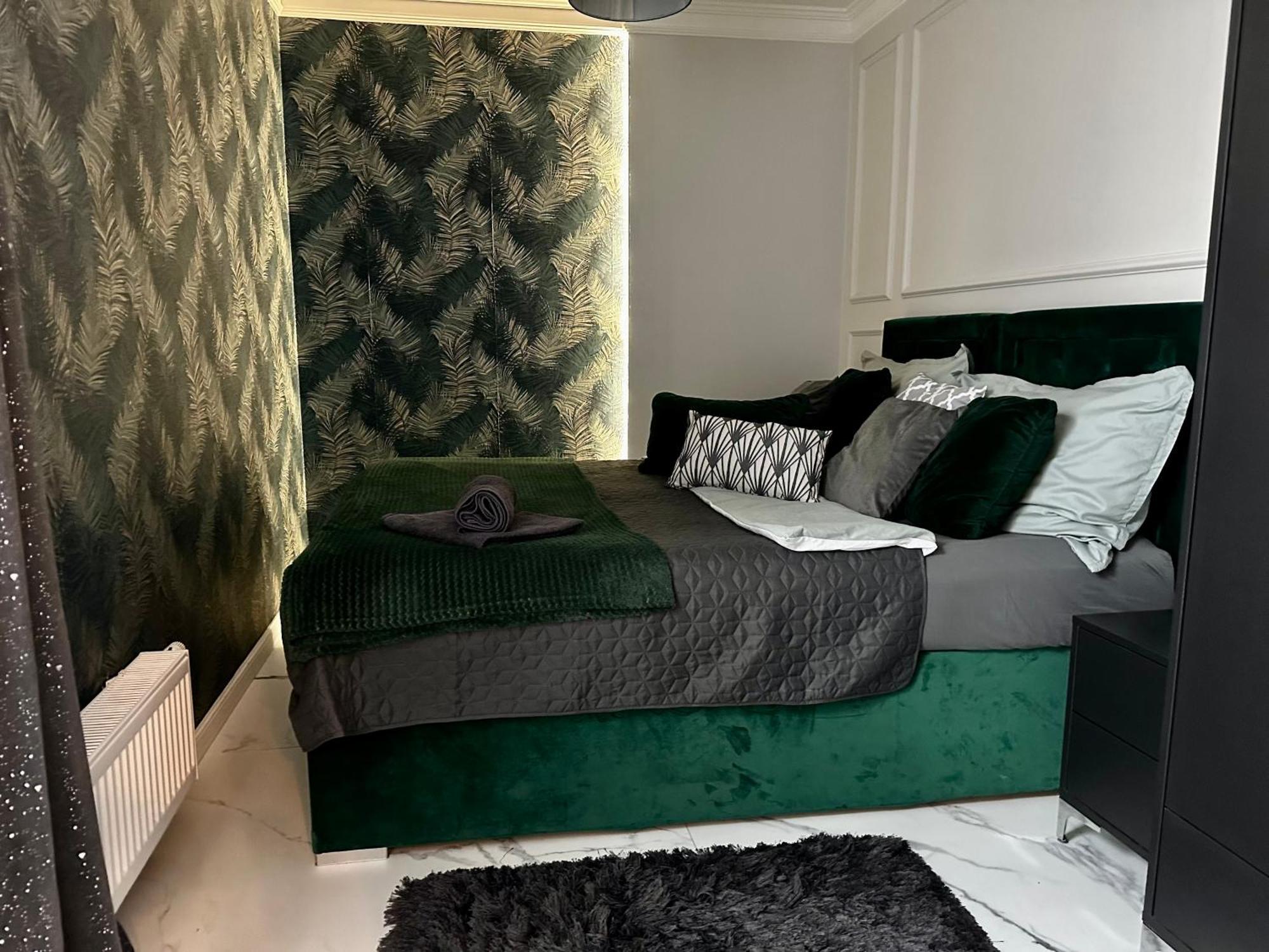 Apartamenty Kielce- Apartament Saphire Przy Zalew Kielecki, Faktura, Parking, Centrum エクステリア 写真